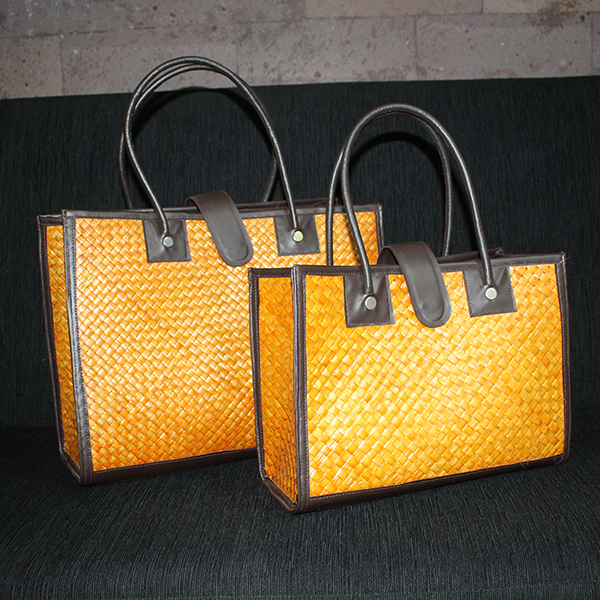 petile selection rattan and pandan bag 5